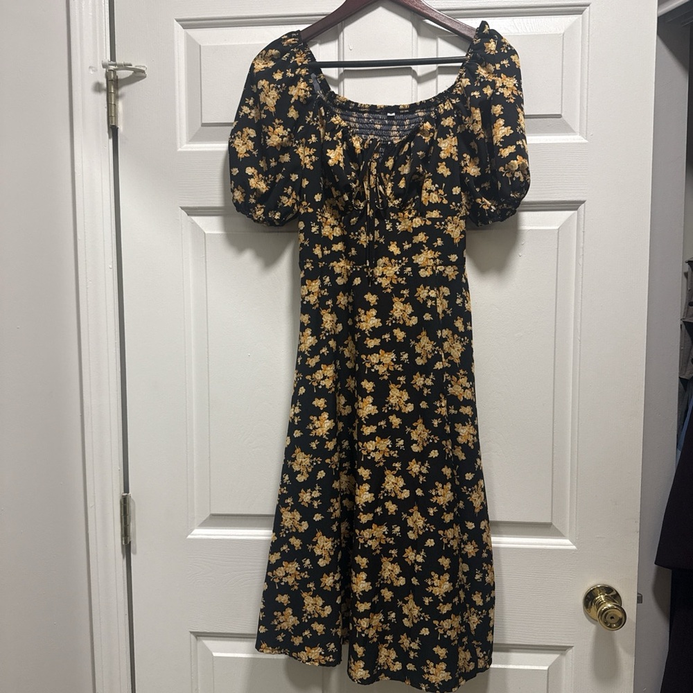 Floral Puff Sleeve Dress